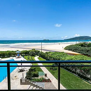 apto-com-vista-panormica-de-frente-p-mar-por204.santa-catarina-brasil.com/